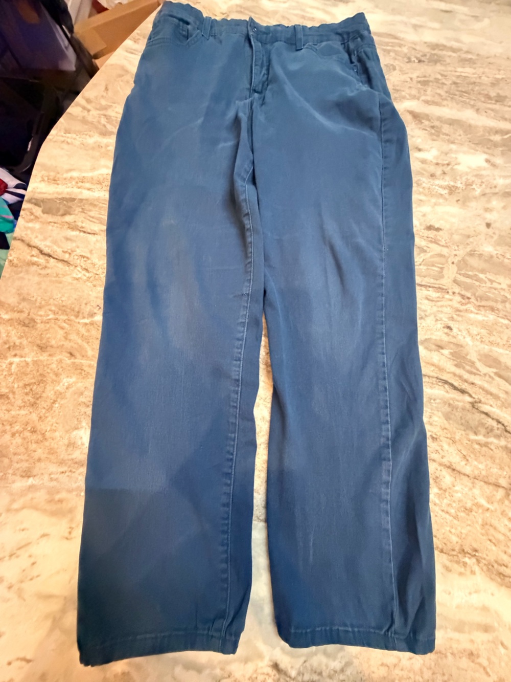 Bandolino Women’s Size 12 Blue Straight Leg Stretch Jeans Medium Wash Denim